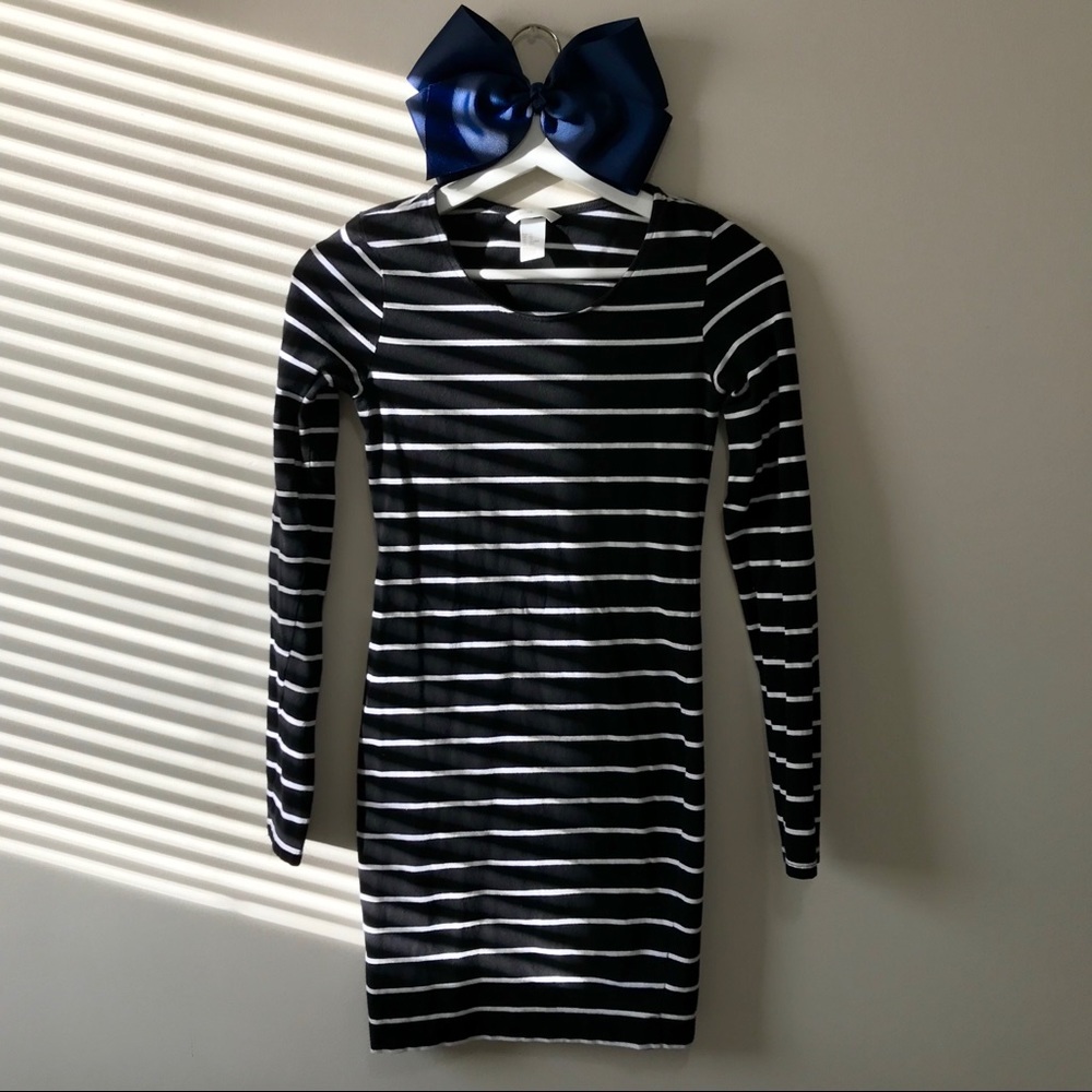 ‼️ Bundles ‼️H&M Divided Dresses*offer below👇🏻 * - Picture 2 of 5